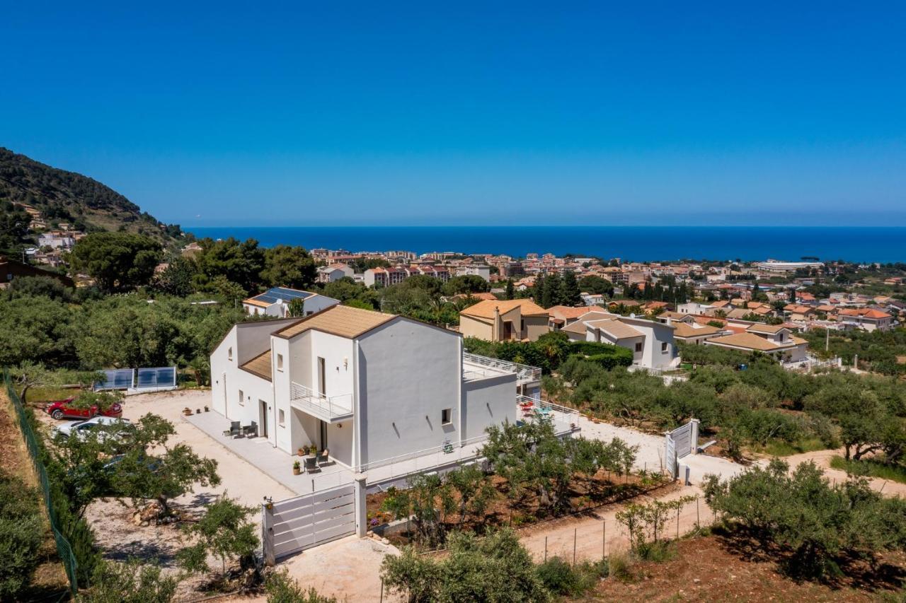 Villa Maria Con Piscina E Vista Mare Castellammare del Golfo Bagian luar foto