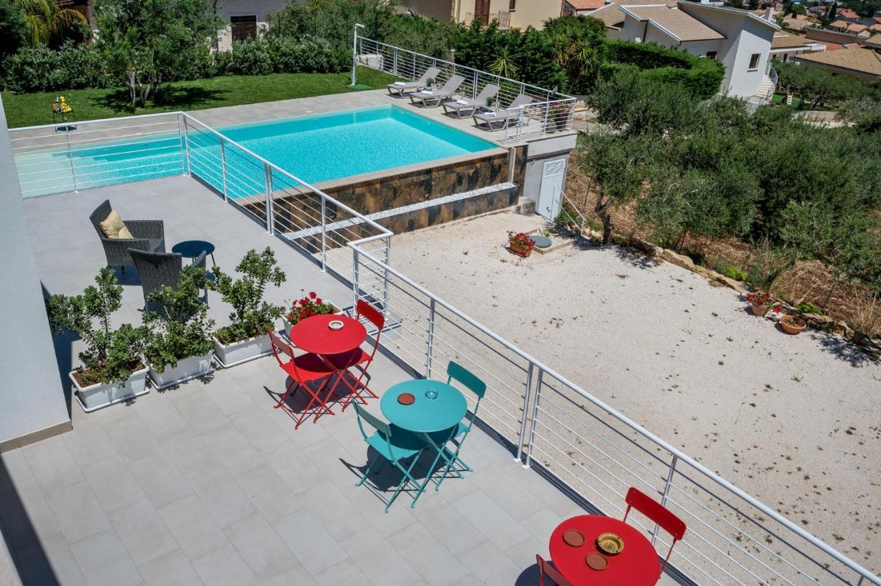 Villa Maria Con Piscina E Vista Mare Castellammare del Golfo Bagian luar foto