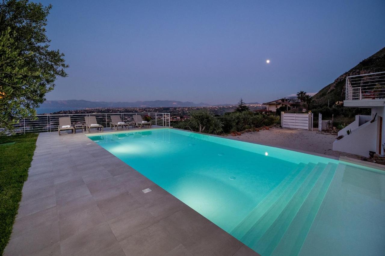 Villa Maria Con Piscina E Vista Mare Castellammare del Golfo Bagian luar foto