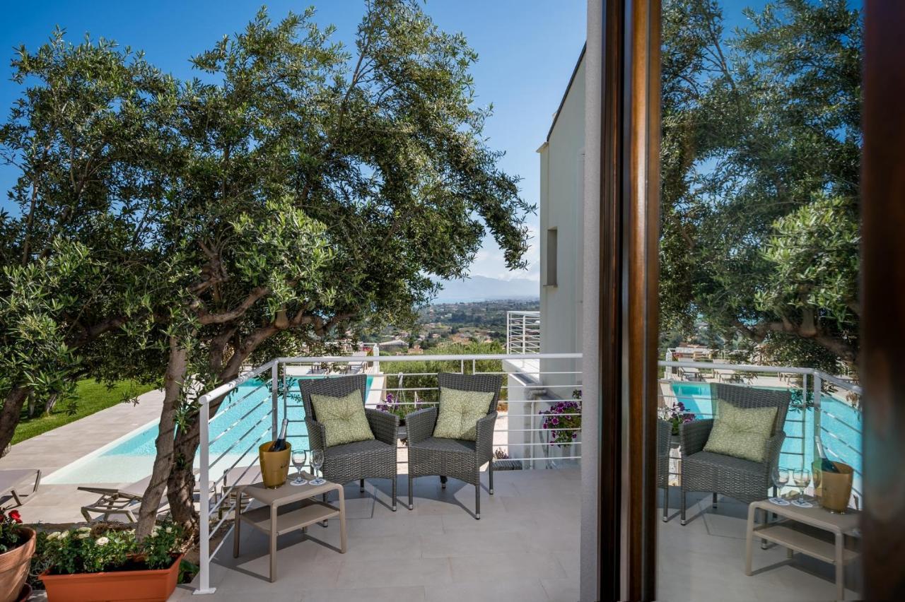 Villa Maria Con Piscina E Vista Mare Castellammare del Golfo Ruang foto