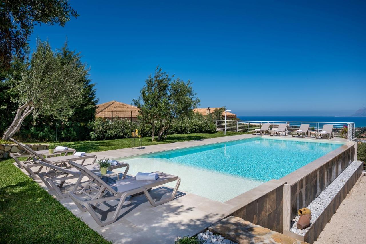 Villa Maria Con Piscina E Vista Mare Castellammare del Golfo Bagian luar foto