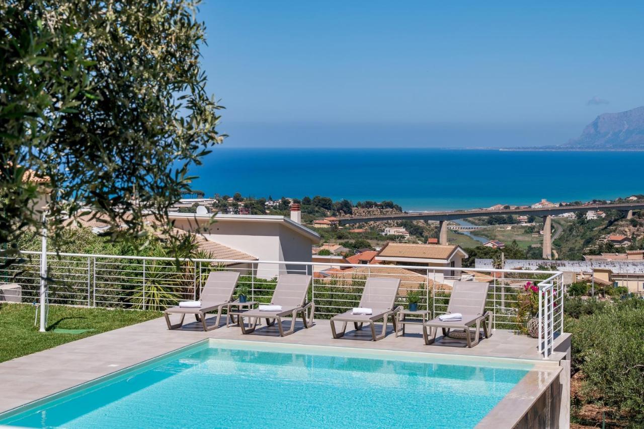 Villa Maria Con Piscina E Vista Mare Castellammare del Golfo Bagian luar foto