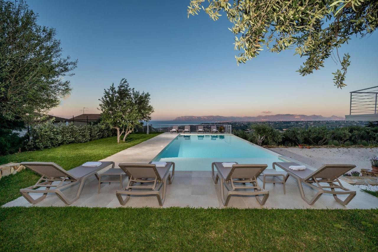 Villa Maria Con Piscina E Vista Mare Castellammare del Golfo Bagian luar foto