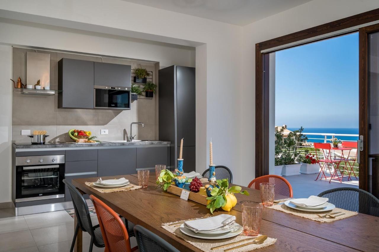 Villa Maria Con Piscina E Vista Mare Castellammare del Golfo Bagian luar foto