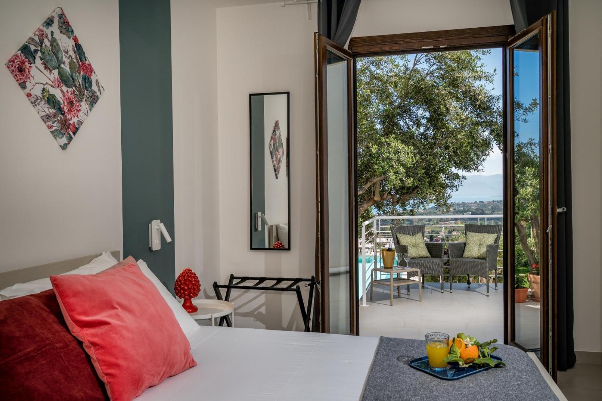 Villa Maria Con Piscina E Vista Mare Castellammare del Golfo Ruang foto